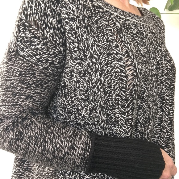 NWT American Eagle Outfitters Mixed Marl Knit Pullover Sweater, size Large 🖤 - Picture 5 of 10